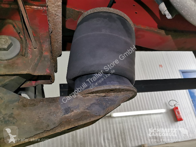 Semitrailer Schwarzmüller Curtainsider Mega