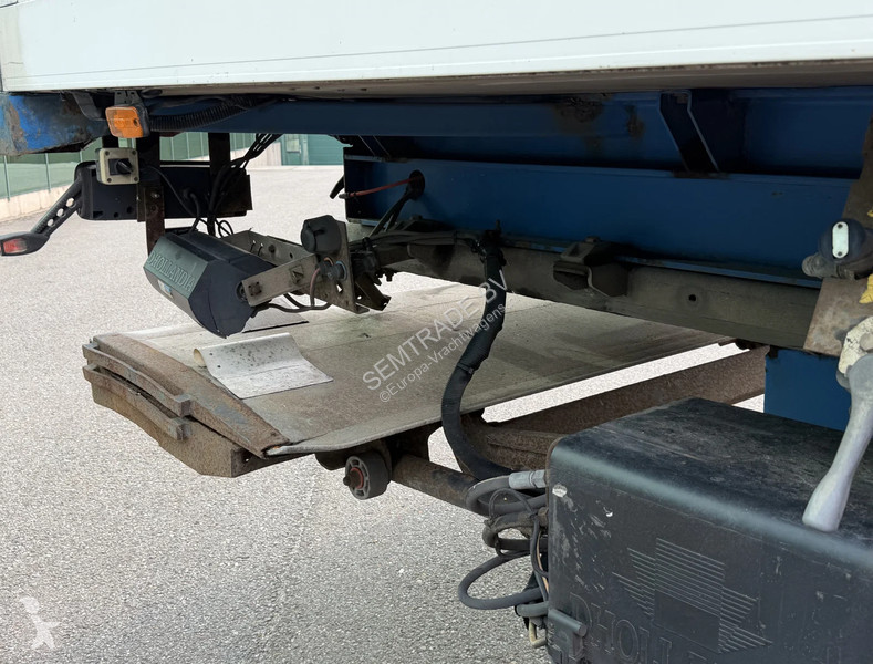 Schmitz Cargobull 20/LZG 20 STEERING AXLE DRUM...