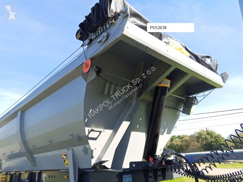 Fruehauf  semi-trailer