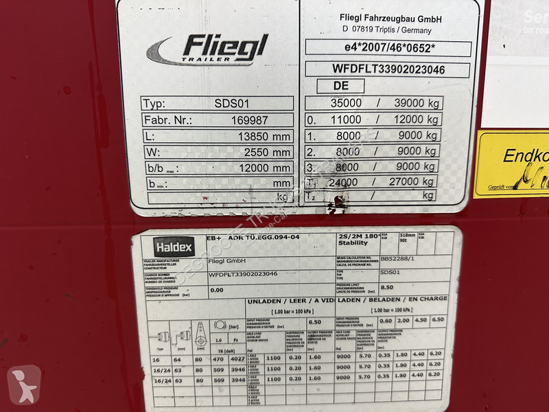 Fliegl Tautliner semi-trailer