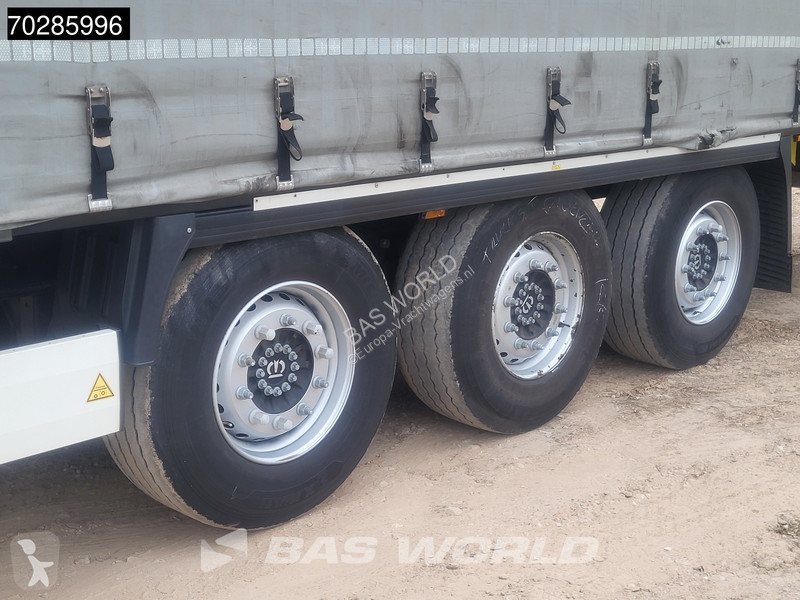 Krone Hardwood Lift Axle semi-trailer