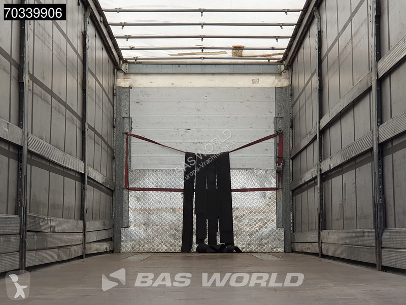 Schmitz Cargobull SCB*S3T 3 axles Sliding Roof...