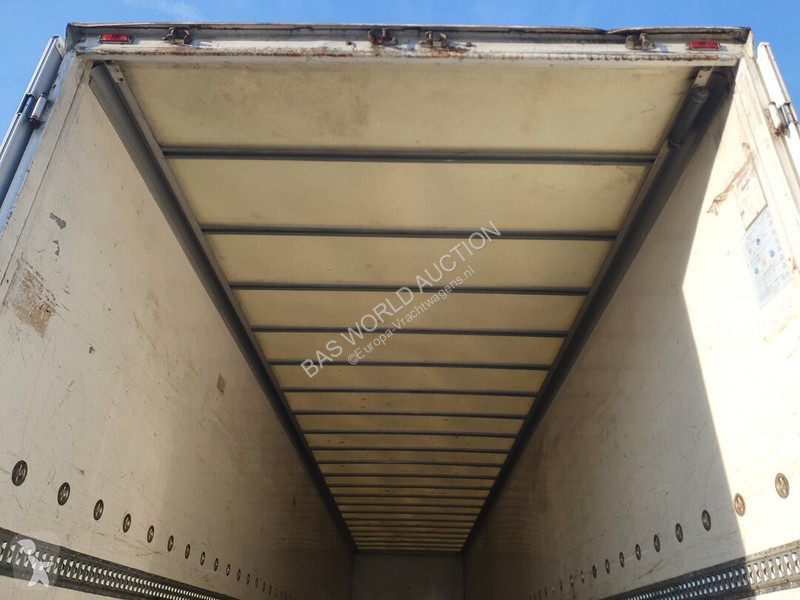Spier SGL390 semi-trailer