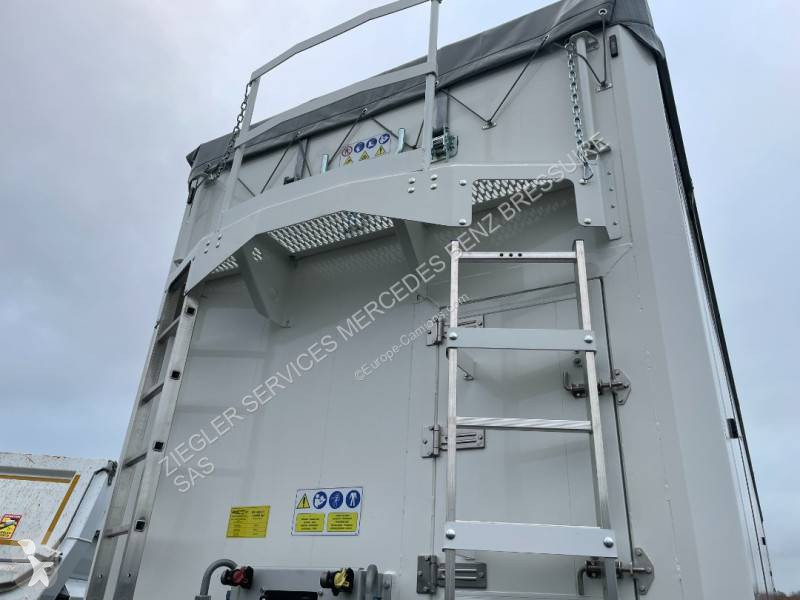 Semiremorca Menci Neuf  SM136A