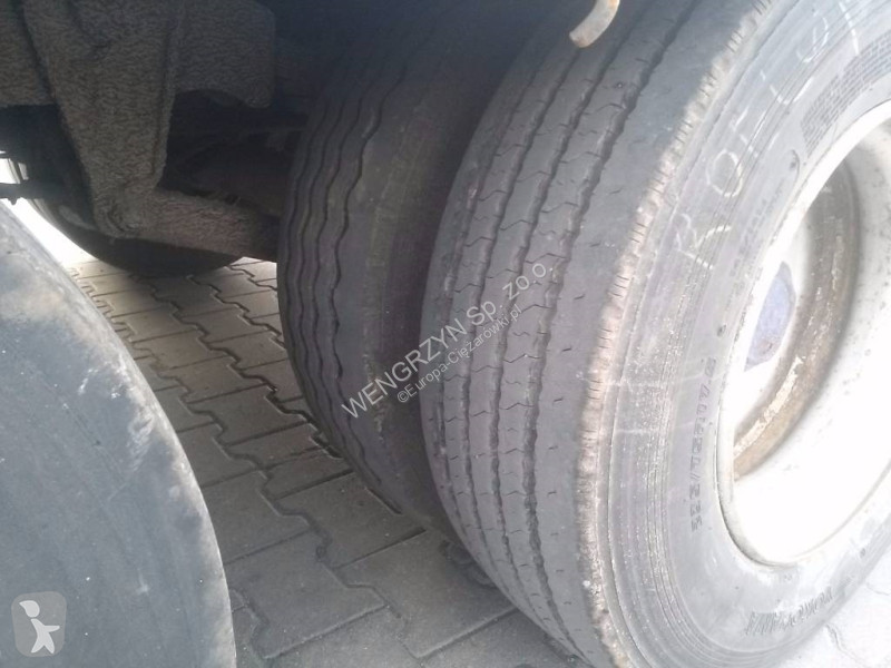 نصف مقطورة  NACZEPA 3 OSIOWA TYPU SEMI BROSHUIS