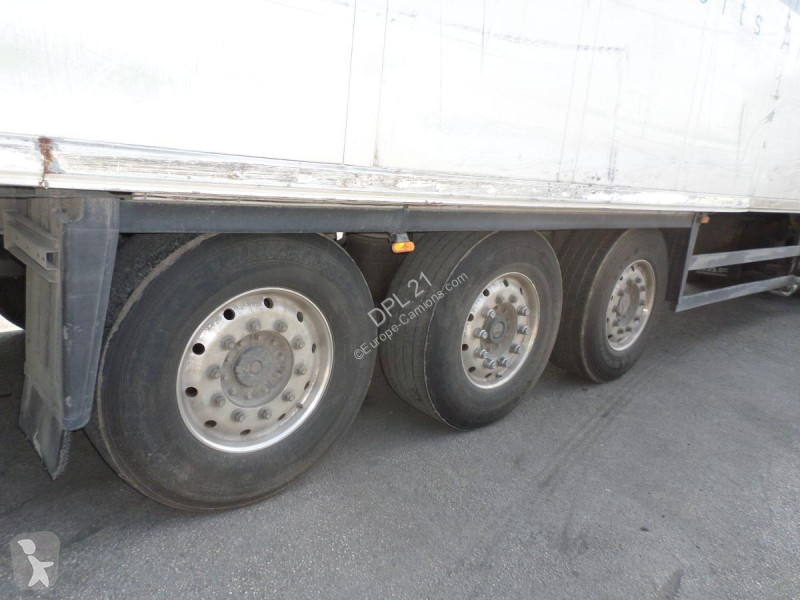 Semitrailer Schmitz Cargobull  S3SD22