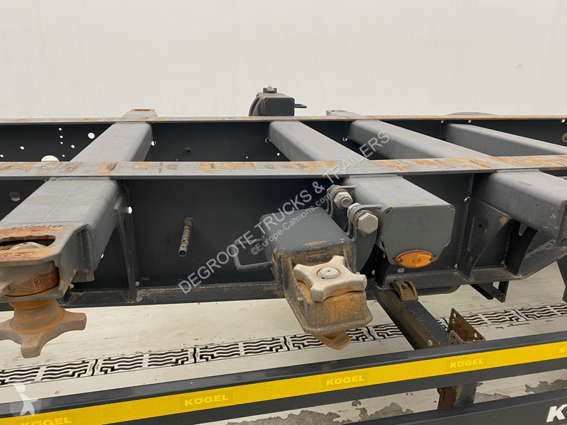Semitrailer Kögel Polyvalent skelet 20-30-40 ft