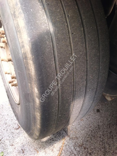 نصف مقطورة Trouillet 38 TONNES HAYON CAISSE...