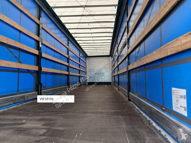 Semitrailer Wielton NS-3 Standard – podnoszona oś