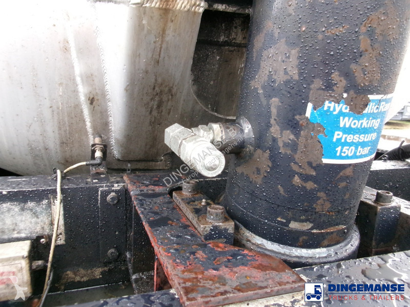 Semiremorca Feldbinder Powder tank alu 38 m3...