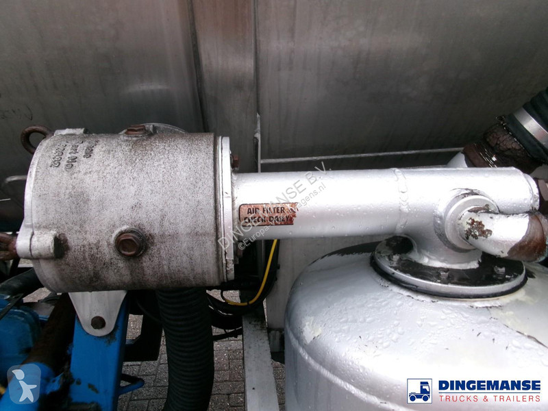 Félpótkocsi  Vacuum tank inox 30 m3 / 1 comp +...
