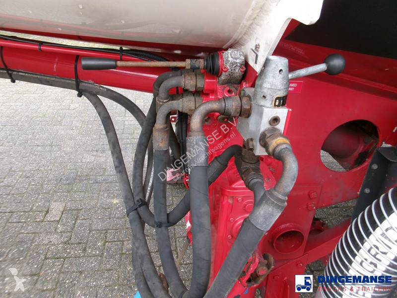 Félpótkocsi  Fuel tank alu 42.8 m3 / 6 comp + pump