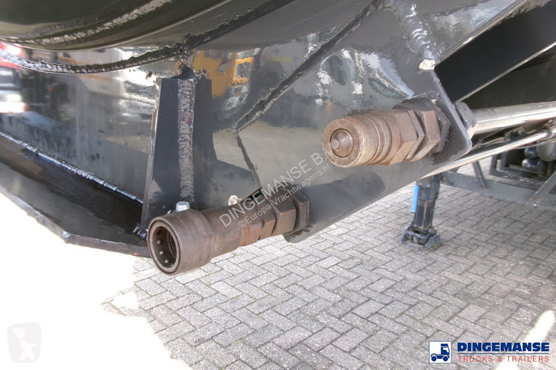Semiremorca LAG Fuel tank alu 44.5 m3 / 6 comp...