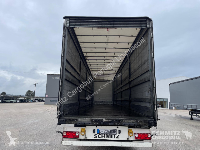 Semi reboque Schmitz Cargobull Semitrailer...