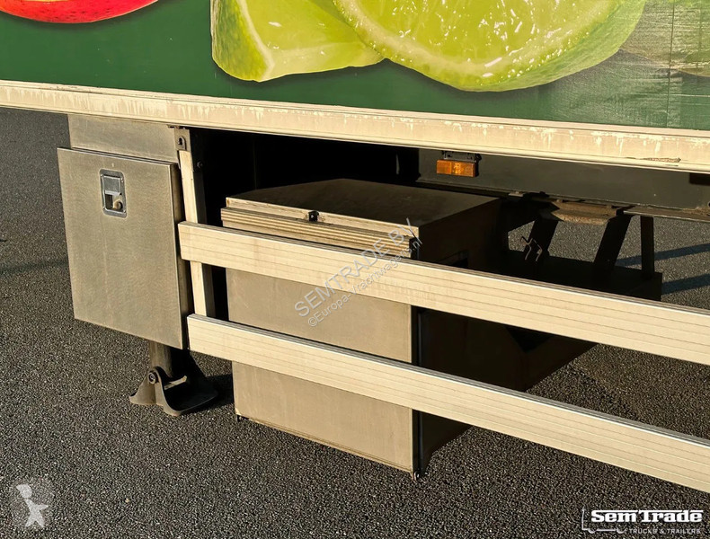 Semitrailer Chereau RENDERS CARRIER MAXIMA 1300...