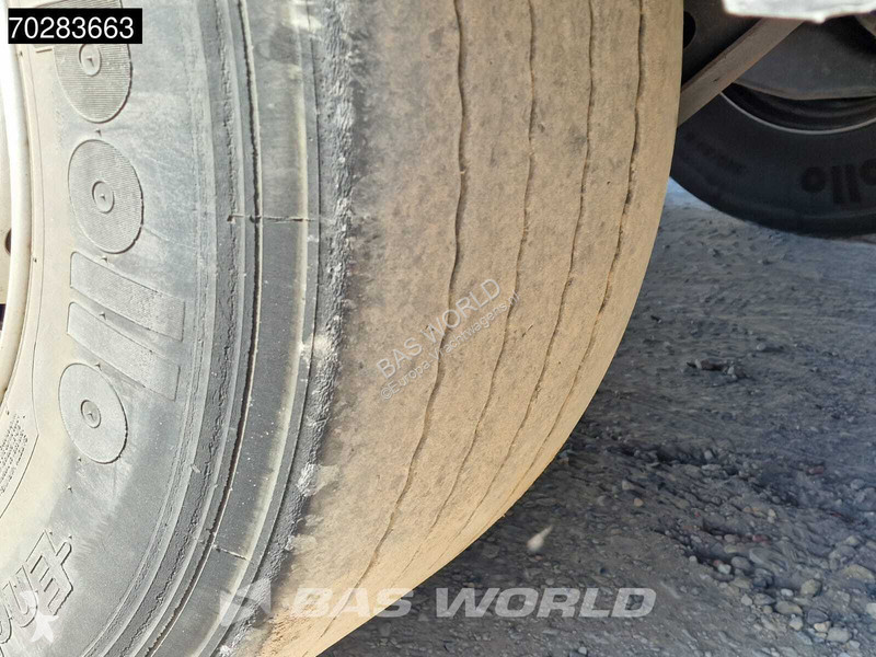 نصف مقطورة Schwarzmüller S1 3 axles Liftachse...