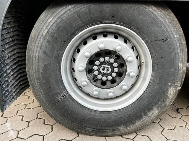 Semitrailer Krone Koffer mit Ladebordwand...