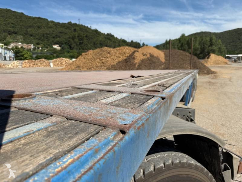 Semitrailer General Trailers
