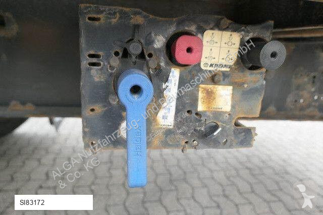 Semitrailer Krone SD, Schlüssellochblech,...