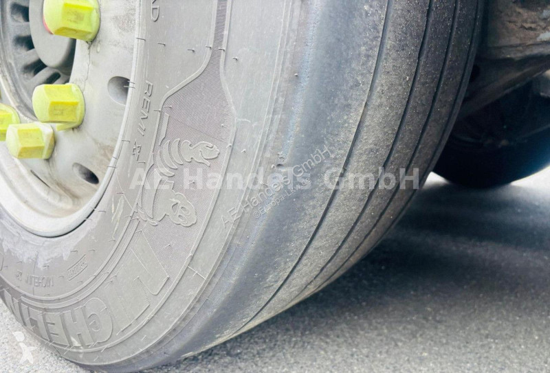 نصف مقطورة Rohr