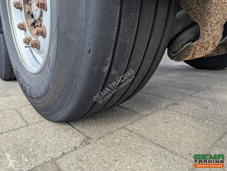 Semiremorca Broshuis MFCC 3-Axle SAF - Lift...