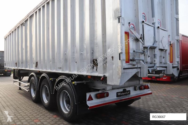 Semiremorca Benalu GENERAL TRAILERS/ 55 M3