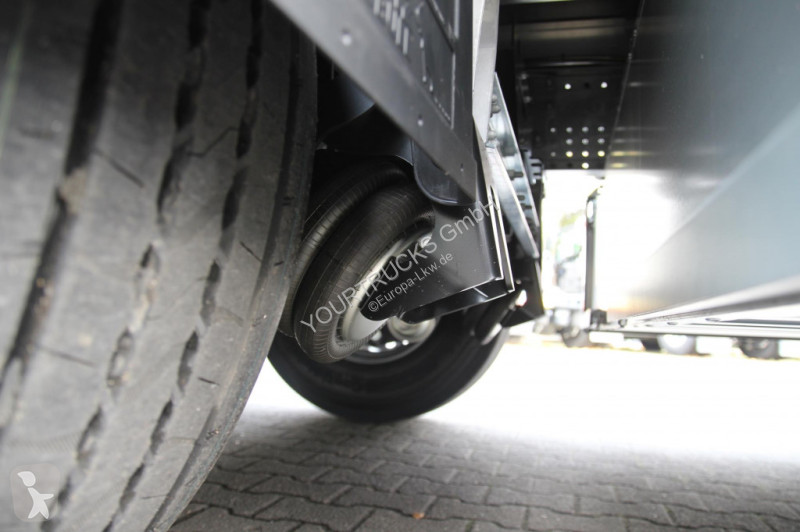 نصف مقطورة Schmitz Cargobull   Koffer Liftachse...