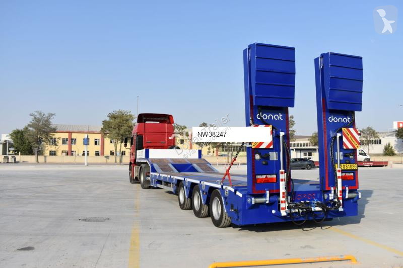 Превоз на строителна техника Donat 3 axle...