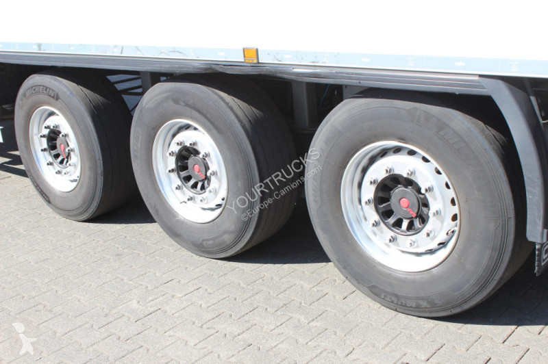 Semitrailer Chereau   TK SLXi 300  Doppelstock...