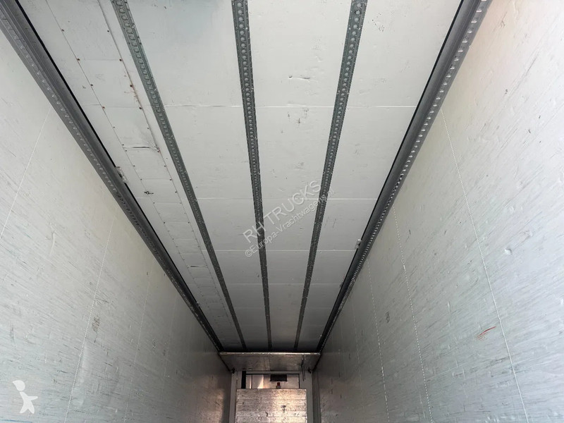 Semi reboque Schmitz Cargobull 24 + THERMO KING...