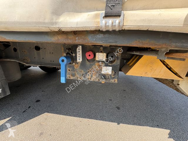 Semitrailer Krone...