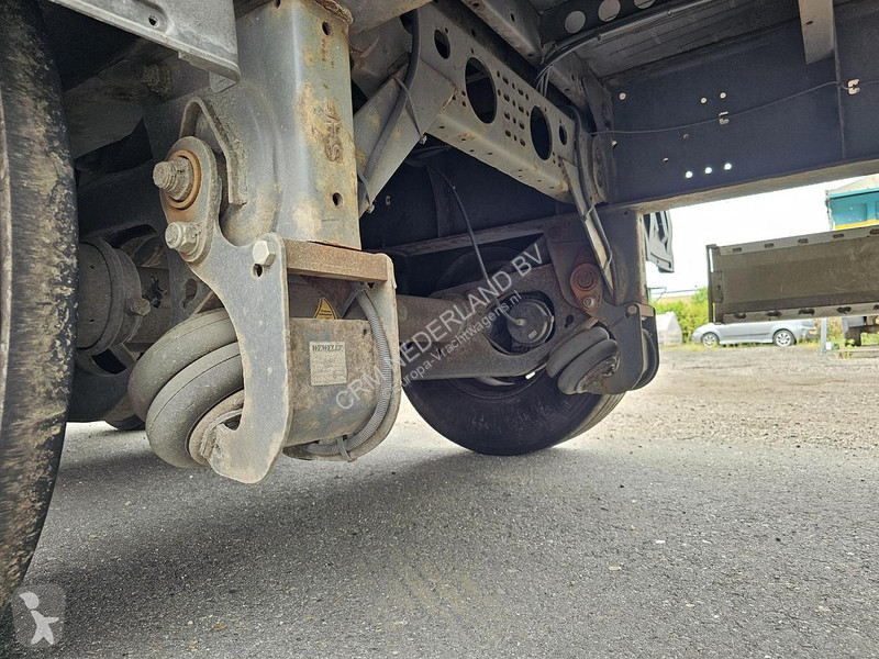 Semitrailer Krone 27 | SAF DISC | NICE CHASSIS .