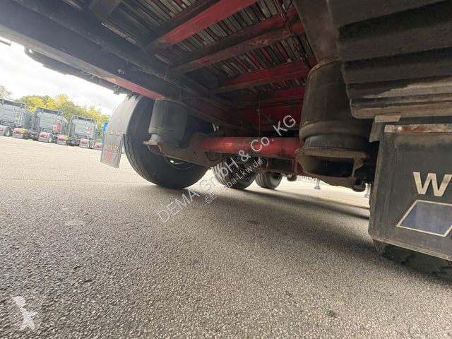 Sættevogn Carnehl...