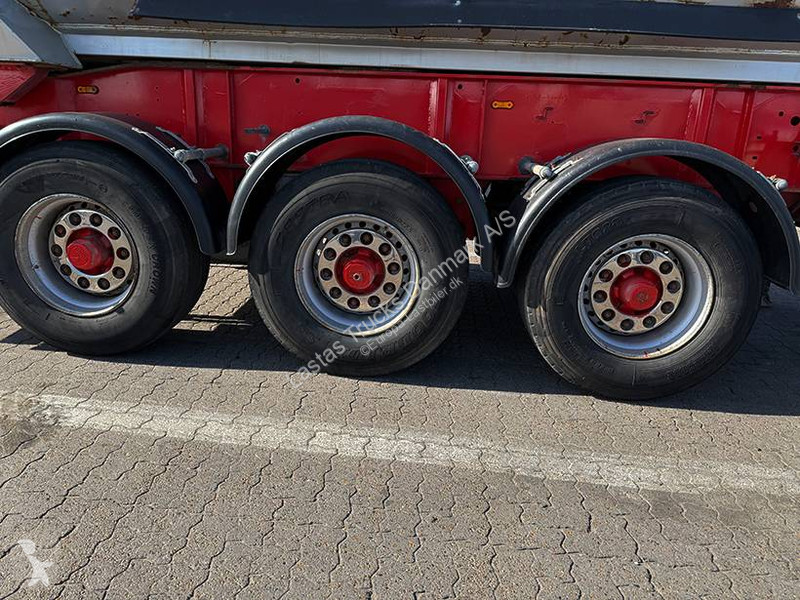 نصف مقطورة  Tipper / Alukastenmulde Kipper 32 m3