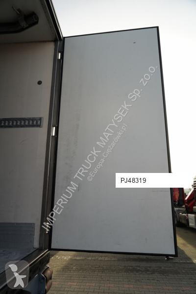 نصف مقطورة Chereau