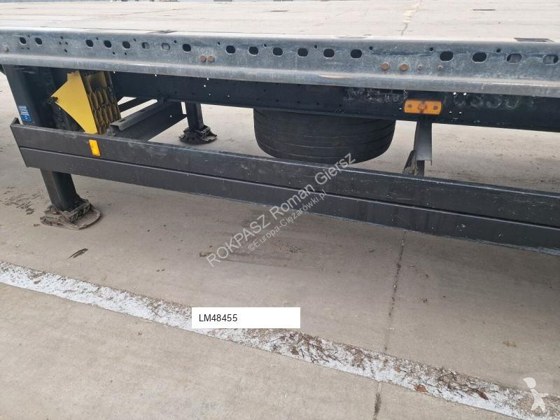 Полуремарке Schmitz Cargobull Low Deck Platform...
