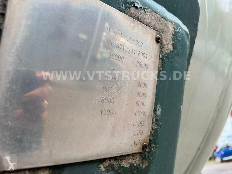 نصف مقطورة Kässbohrer SSK60 Kippsilo