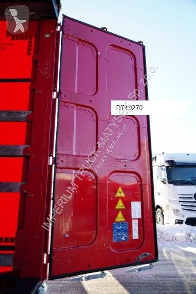 نصف مقطورة Krone
