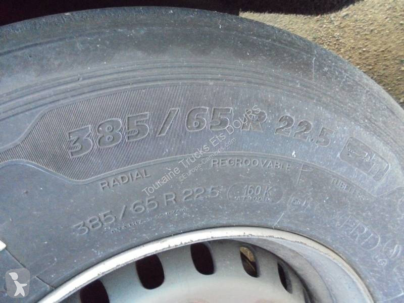 نصف مقطورة Schmitz Cargobull STANDARD