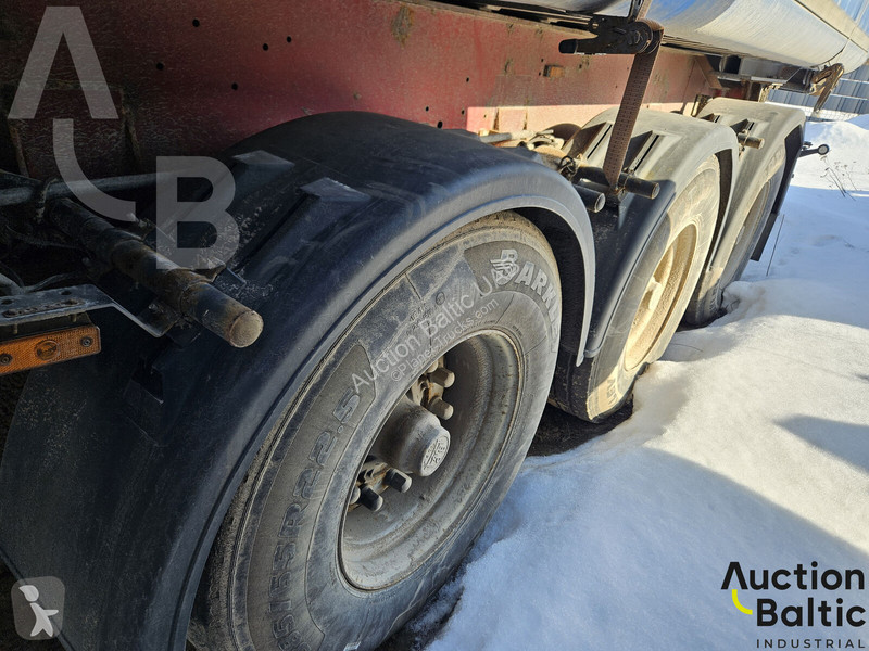 نصف مقطورة Schmitz Cargobull 24