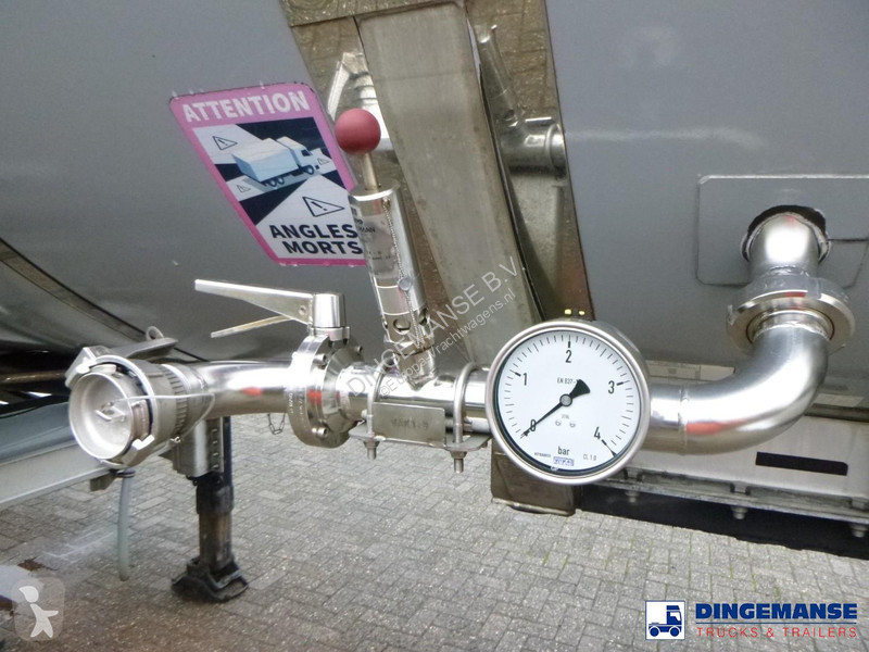 نصف مقطورة Van Hool Food tank inox 62 m3 / 3 comp