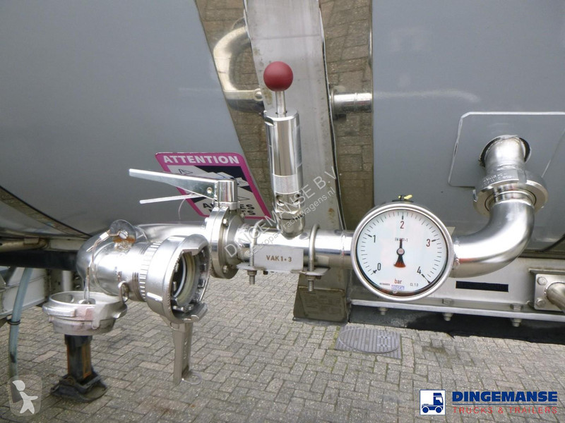 نصف مقطورة Van Hool Food tank inox 62 m3 / 3 comp