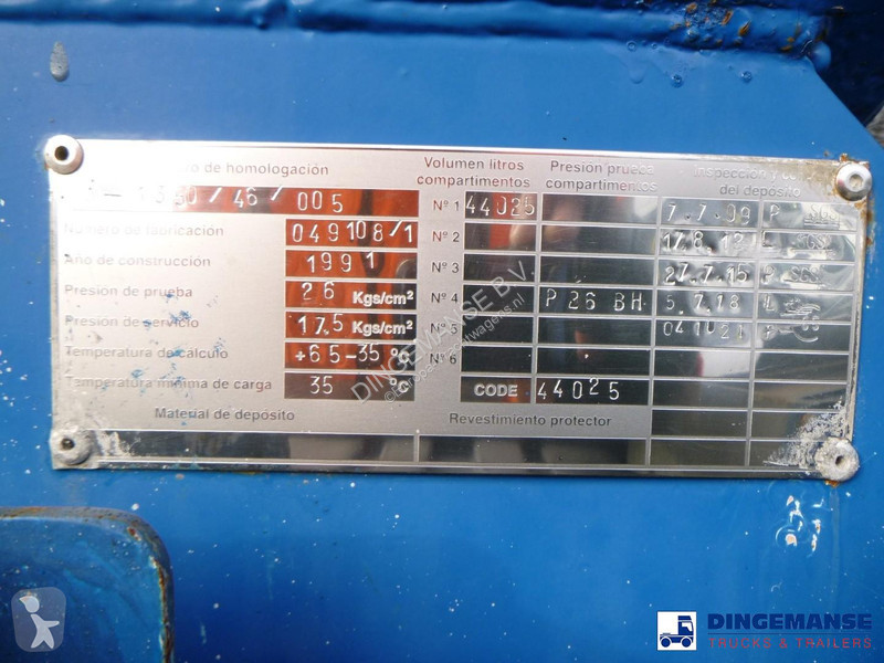 Félpótkocsi  Gas tank steel 44 m3 / 1 comp