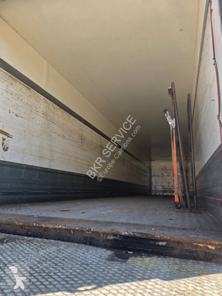 نصف مقطورة Van Hool