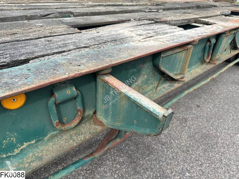 نصف مقطورة Kaiser Lowbed Steel suspension