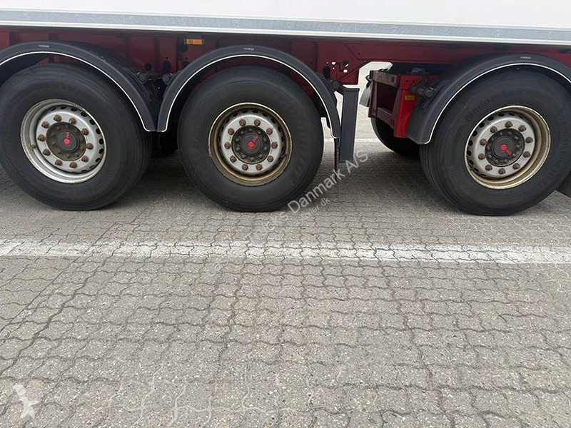 نصف مقطورة Kel-Berg City- refrigerated trailer...