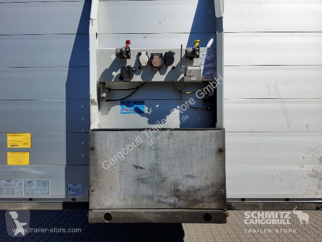 نصف مقطورة Schmitz Cargobull Curtainsider Mega...