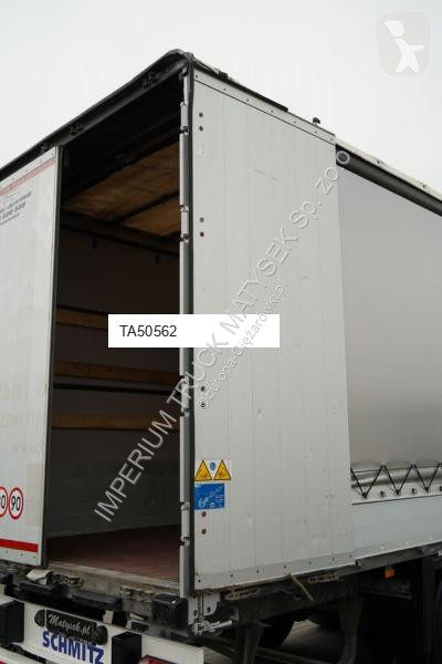 Полуремарке Schmitz Cargobull