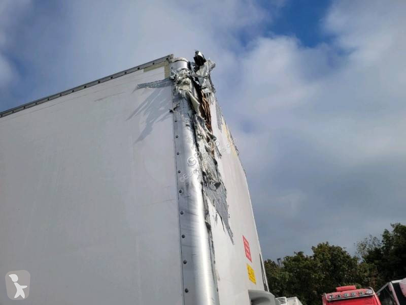 Полуремарке Fruehauf FST4FC