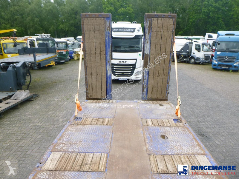 Semirimorchio Kässbohrer 5-axle semi-lowbed...
